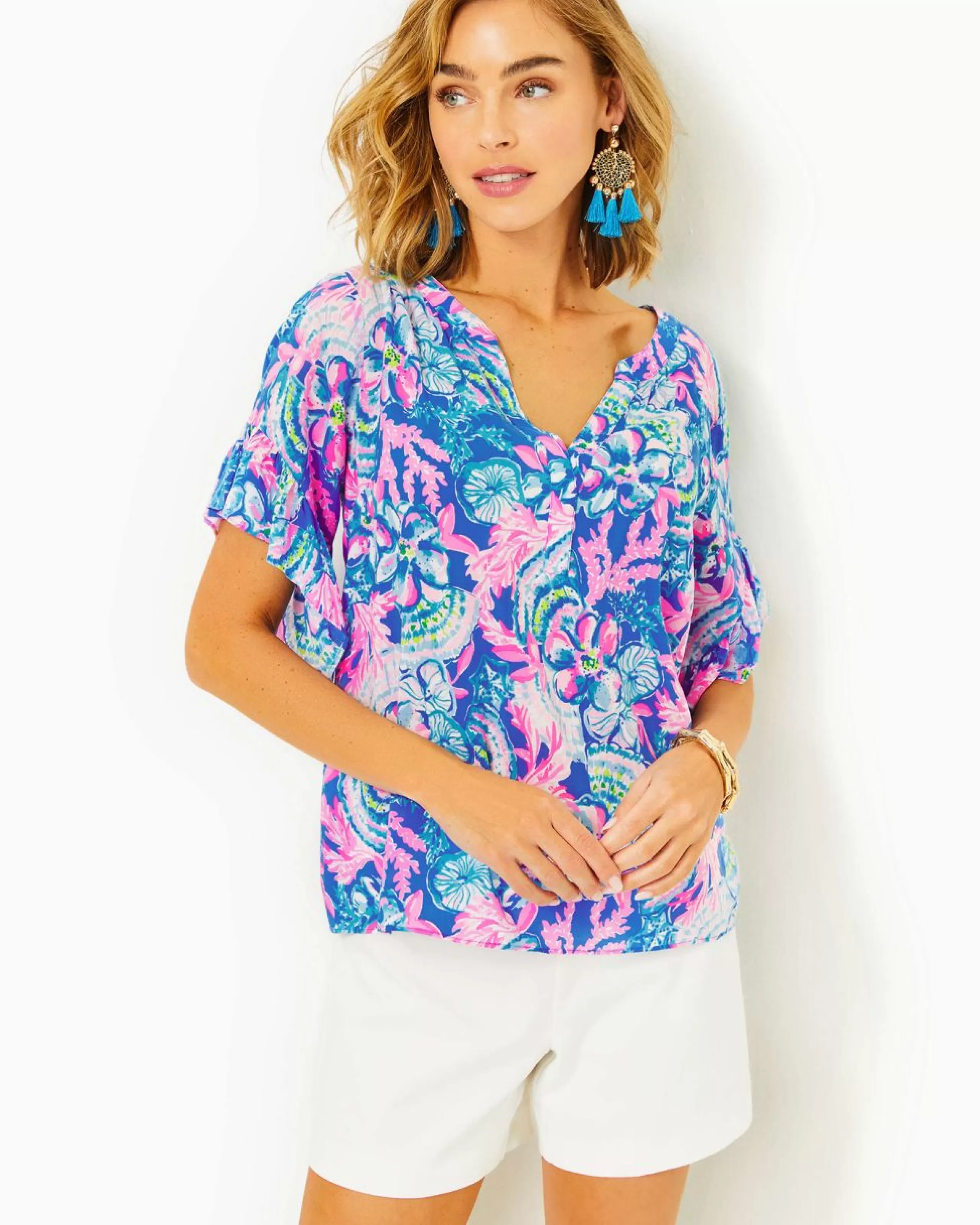 Discount Lilly Pulitzer Quinna Short Sleeve Top Blue Tang Sitting Seaside